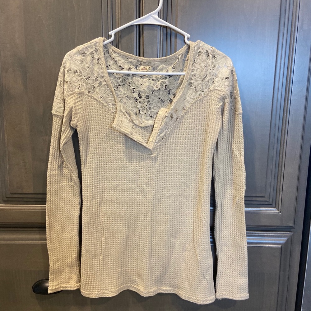 AEO waffled shirt with laced detail